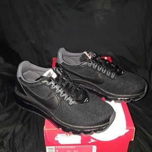 SOLD ON ANOTHER SITE!!!!! NIKE AIR MAX LD-ZERO
